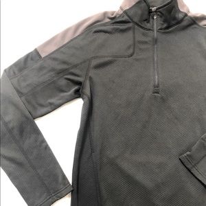 UNDER ARMOUR Men's  Half Zip Hoodie. USED ,GOOD CONDITION